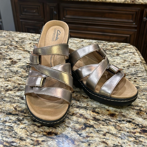 Clarks Shoes - Clarks Ultimate Comfort Collection Bronze Sandals